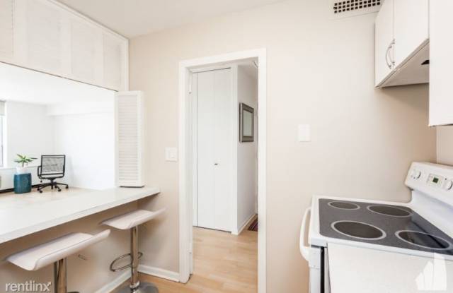 70 W Burton Pl 3108 Gallery 2