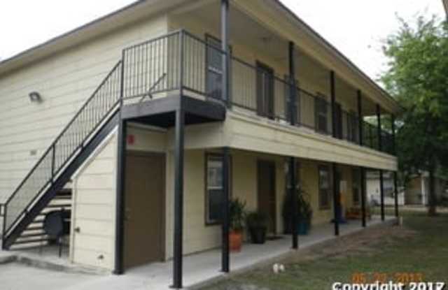 926 Drury Ln - 926 Drury Lane, San Antonio, TX 78221