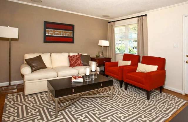 Glen Lennox Apartments Gallery 3