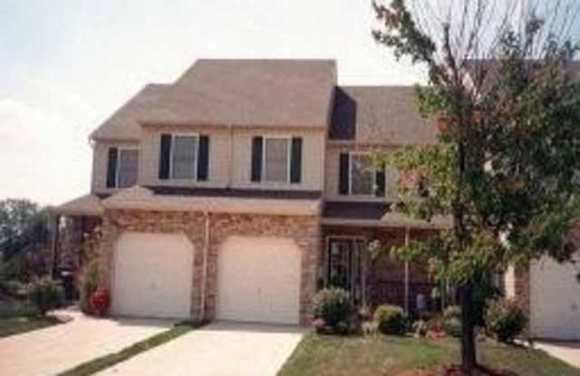 1590 Pinewind photos photos