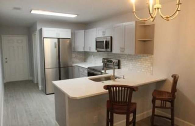 125 Castlewood Drive Gallery 3