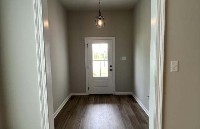 307 Grassy Meadows Lane Gallery 4