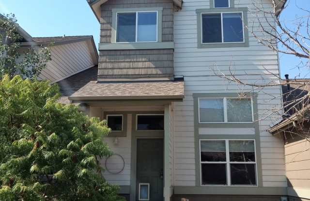 Beautiful, Spacious, 4B/3.5B in Lafayette near Lake Waneka - 131 Rowena Place, Lafayette, CO 80026