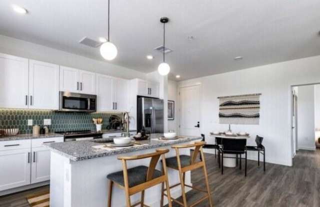 5932 Westminster Dr Gallery 4