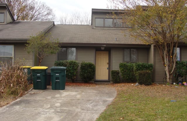 2448 N. Seabury Place - 2448 Seabury Pl N, Jacksonville, FL 32246