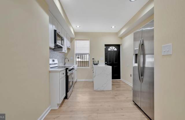 307 S SMALLWOOD Street photos photos