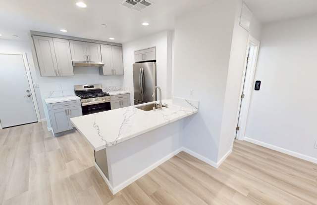 NEW PRICE \ BRAND NEW 2-BEDROOM photos photos