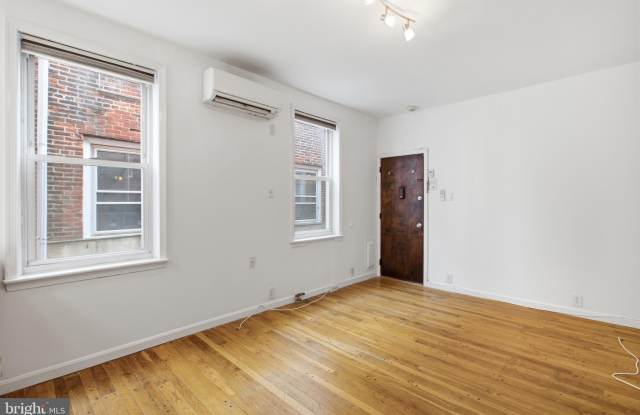 747-00 S 2ND Street Gallery 3