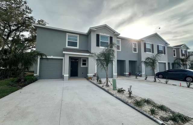 299 MANGROVE SHADE CIRCLE photos photos