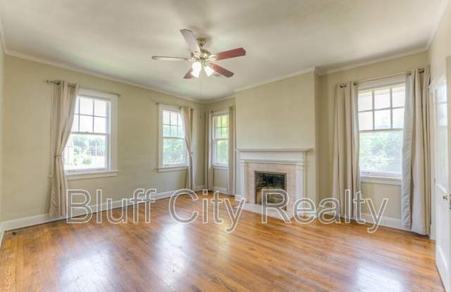 551 S. Mclean - 551 South McLean Boulevard, Memphis, TN 38104
