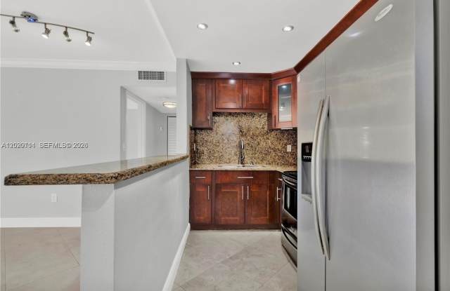 6200 W Flagler St photos photos
