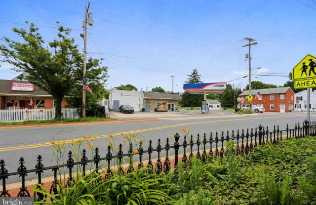19960 FISHER AVE Gallery 4