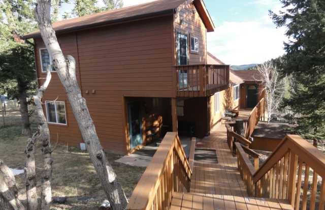 4+ Bedroom, 3.25 Bath, 2312 Sq. Ft. Home on 1.26 Acres photos photos