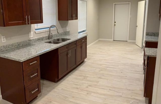 14202 Roundstone Lane - 14202 Roundstone Lane, Cloverleaf, TX 77015