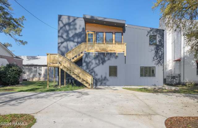 306 W Taft Street photos photos