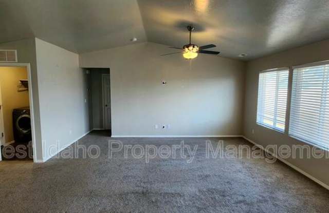 11356 West Colorado River Street Gallery 3