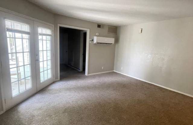 Condo for Rent - 6663 South Victor Avenue, Tulsa, OK 74136