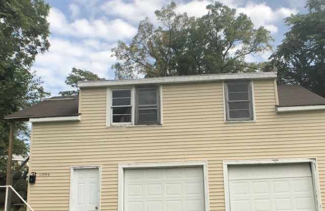 1109 Oak St photos photos