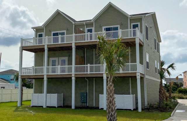 3307 Emerald Drive unit: East photos photos