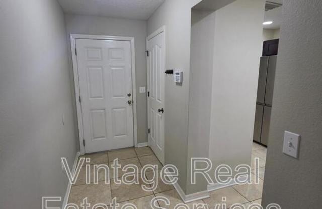 8110 Silent Creek Dr Gallery 3