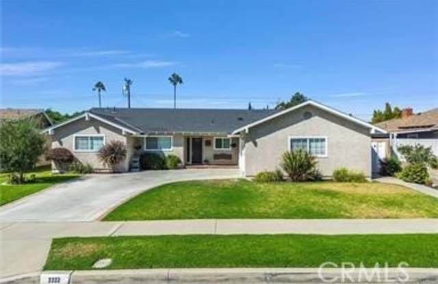 2323 E Trenton Avenue photos photos