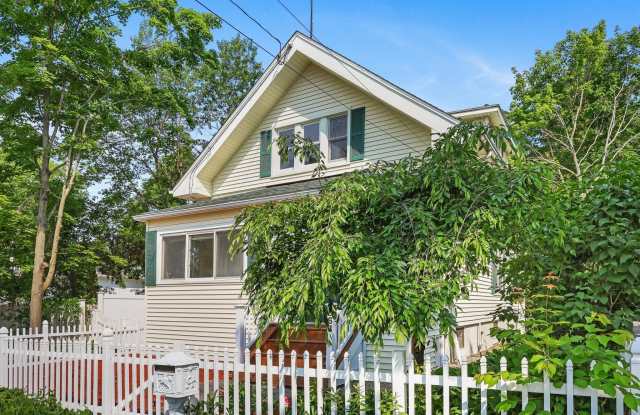 366 Suburban Avenue photos photos