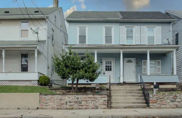 Newly Renovated 3 Bedroom 1.5 Bathroom Slatington Twin photos photos