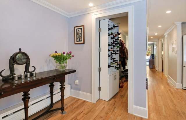 167 Dean Street Gallery 2
