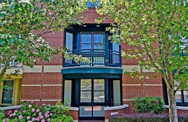 1628 N RHODES STREET photos photos