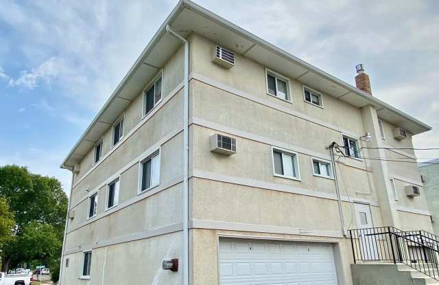 Apartment for Rent at 3050 Inglewood Ave S Gallery 3