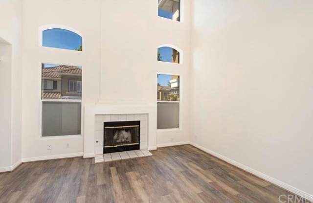 196 Valley View Gallery 4