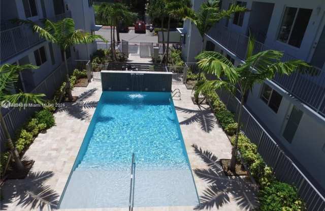 315 S Shore Dr photos photos