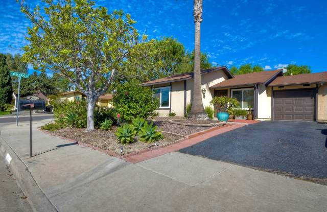 4524 Royal Oak Dr Gallery 2