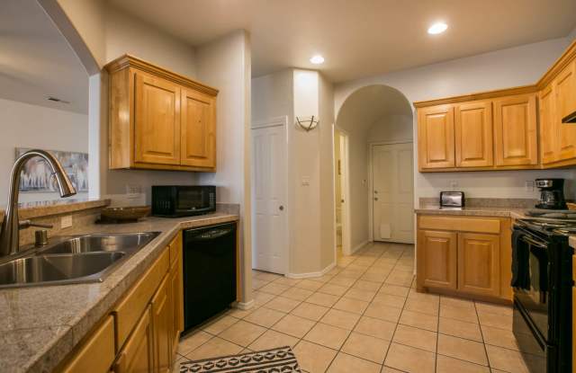 3432 Del Agua CT NE Gallery 3