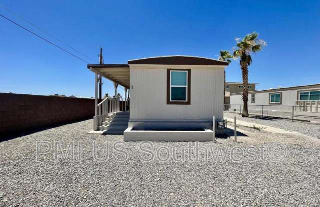 437 Riverfront Dr photos photos