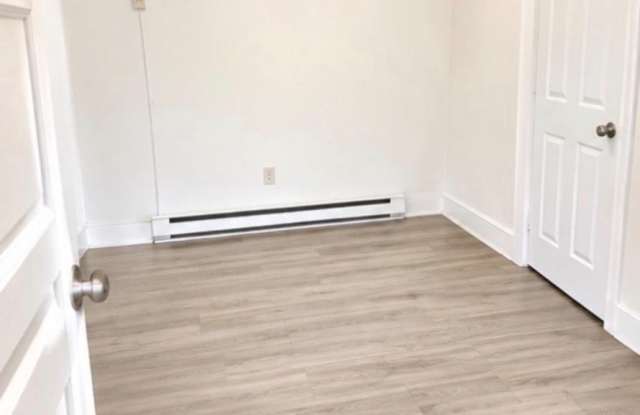 209 S WEST Street Gallery 4