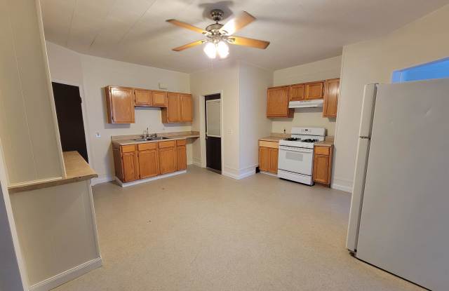 2 Mundt Avenue - C photos photos