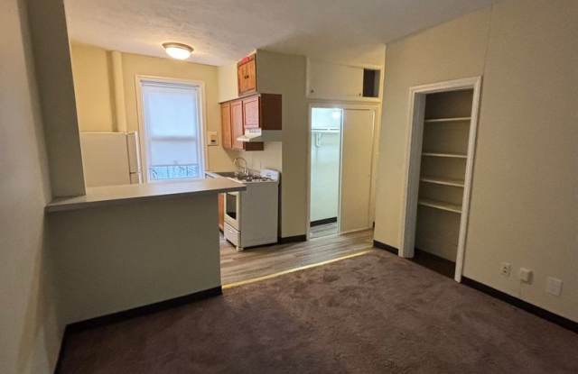 **FREE MONTH RENT** AFFORDABLE STUDIO IN ALLSTON | AVAILABLE NOW Gallery 4