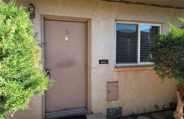 $750 - 1BR/1BA Cozy Apartment Near Palmer Park photos photos