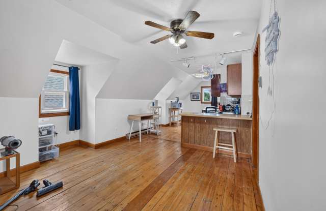 49 Newbern Avenue - 3 photos photos 49 Newbern Avenue - 3 photos photos