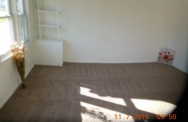 2802 Hinsdale Dr Gallery 3