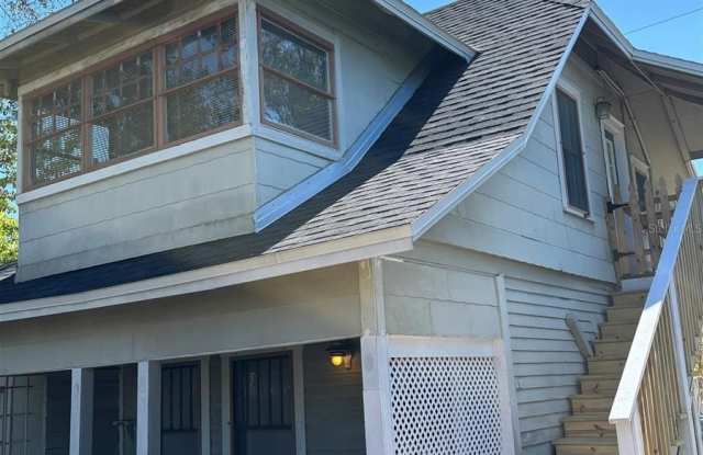 810 22ND AVENUE N photos photos