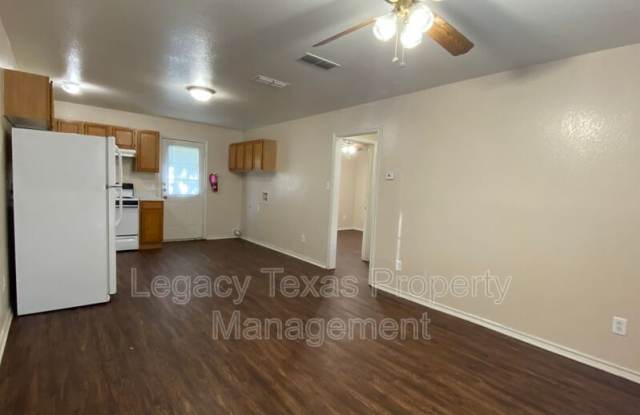 1719 Short St Gallery 4