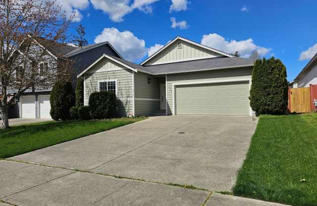 Beautiful, updated home in well-established Puyallup neighborhood! photos photos