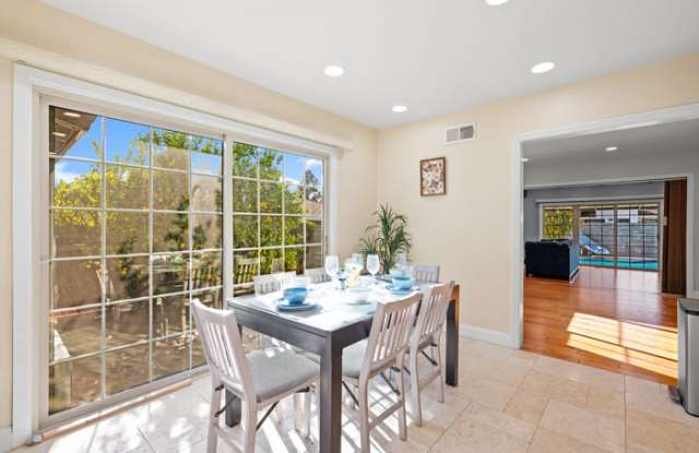 135 Underhill Drive photos photos