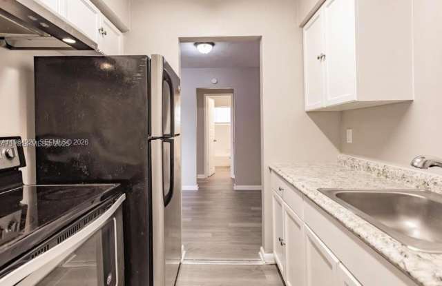 1816 Mckinley St photos photos