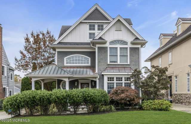 412 Chicago Boulevard photos photos