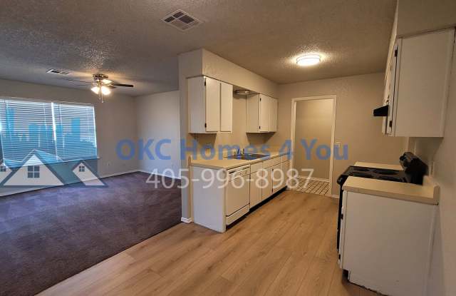 Nice home in SE OKC. Quick access to I-35 Gallery 4