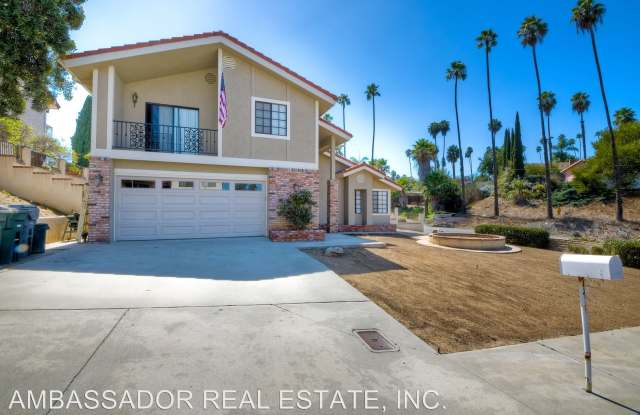 202 Hawthorne Circle - 202 Hawthorne Circle, Vista, CA 92083