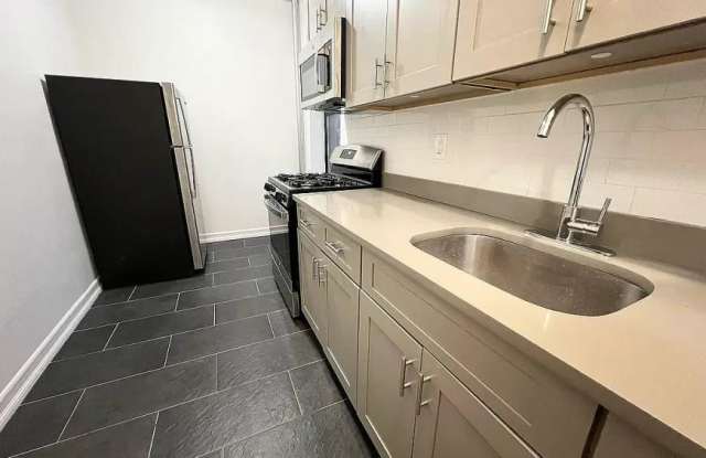 45 East Mosholu Parkway North Gallery 3